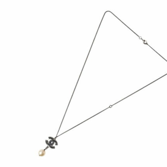 CHANEL Authentic Black Pearl Logo Necklace